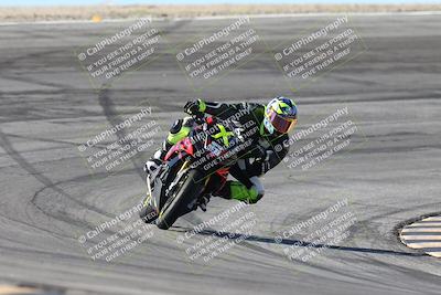 media/Jan-15-2026-Racers Edge (Thu) [[dfebeb70ab]]/3-B Group/Session 2 (Bowl Exit)/